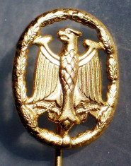 I.131 INSIGNA STICKPIN GERMANIA STEMA 17/14mm metal galben foto