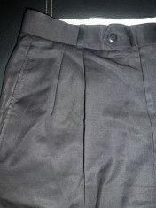 Pantaloni Hugo Boss, 100% lana pura; marime 46: 77.5 cm talie, 106 cm lungime foto