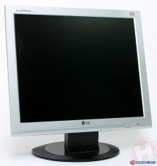 Monitor LCD | 17 inch | LG FLATRON L1717S | Cablu VGA si Cablu alimentare inclus | Stare foarte buna foto