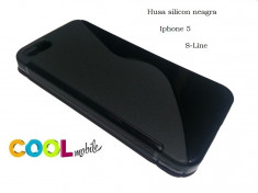 TRANSPORT GRATUIT!!! - SET - Husa silicon Iphone 5 neagra - S Line + Folie Protectie + Laveta microfibre foto