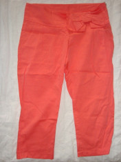 Pantaloni 3/4 corai gen Zara foto