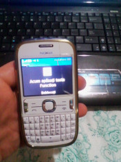 Vand telefon Nokia Asha 302 foto