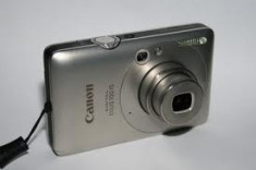 canon ixus 100 is argintiu+card memorie 4gb, foto