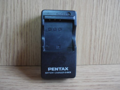 BATTERY CHARGER PENTAX MODEL D-BC8 4,2V-630mA foto