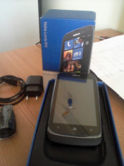 Vand Nokia Lumia 610. cu accesorii,cu factura. IN STARE IMPECABILA foto