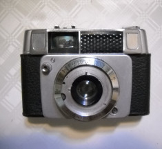 aparat foto vechi dacora cc anii 1962 german lipsa un inel de la obiectiv in rest e functional foto