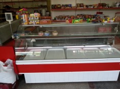 VITRINA Frigorifica Orizontala VIT NIC GAESTI foto