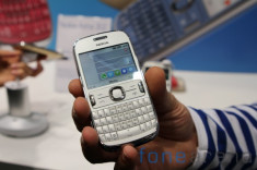 Nokia Asha 302 Alb foto