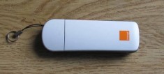 stick internet GI1515 Modem Option GI1515 USB ORANGE modem Internet mobil stick usb model GI 1515 ORANGE Modem Stick internet Orange GI1515 INTERNET foto