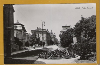 ARAD PIATA XENOPOL RPR foto