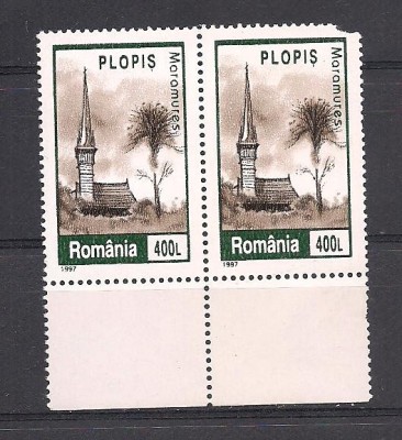 No(2)timbre-Romania 1997-L.P.1430-Biserici de lemn din Maramures-depraiate foto
