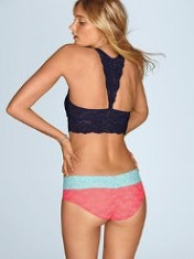 Victoria&amp;#039;s Secret - PINK Colection - Allover Lace Hipster Panty foto