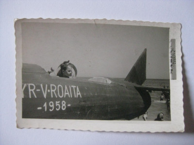 FOTOGRAFIE COLECTIE V.ROAITA DIN 1958 foto