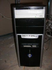 Unitate PC AMD Athlon 64x2 Dual Core Processor 4000+, 2GB RAM, DVD WRITER LG, USB, placa captura camere video 8 canale foto