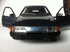 MACHETA FORD SIERRA GHIA 1/24 SCHABAK GERMANY foto