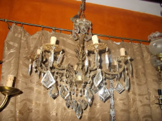 Spectaculos candelabru cu 8 becuri-din bronz masiv cu HERUVIMI(ingeras) si CRISTALE fatetate--piesa veche pentru hol/terasa/dormitor/living/birou foto