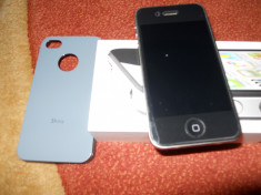 Vand iPhone 4s 16Gb neverlocked + casca bluetooth Plantronics cadou foto