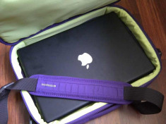 * Apple MacBook 13 cu geanta originala TUCANO si incarcator MAGSAFE foto