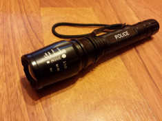 SUPER PRET ! LANTERNA POLICE 1200 W - Led T6 - ULTRA Zoom +5 Faze Iluminare +Incarcator +4 Acumulatori 4200 mAh-LIVRARE GRATUITA POSTA foto