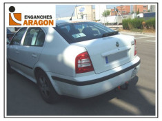 Carlig remorcare auto Skoda Octavia 1 Tour foto