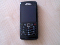 Blackberry 9105 black folosit stare buna, incarcator si handsfree, functional orice retea!!PRET:300lei foto