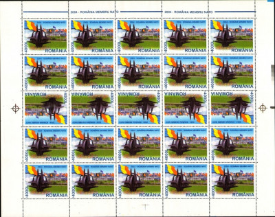 SD Romania 2004 LP1633-Romania membra NATO, coala de 25,cu 5 per. tete-beche,MNH foto