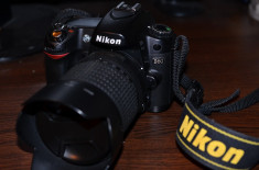 Aparat foto Nikon D80 cu obiectiv 18-135. foto