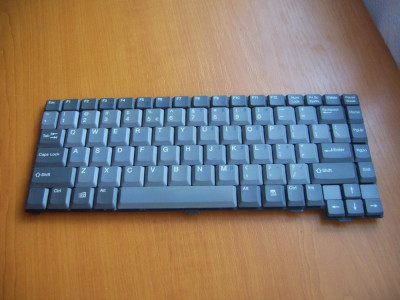 Tastatura laptop Clevo model K990350E2US 2700c Rivu21 2200C 2700T 2800T M220S foto