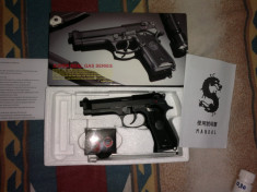 Pistol airsoft BERETTA M9 BLACK EDITION, cu recul GBB ( Gas Blow Back ), produs de faimosii HJW foto