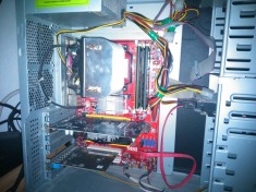 Vand/Schimb Sistem Desktop PC Gaming , triple core , 1gb placa video 128bit . Schimb cu iPhone 4s sau laptop ! foto