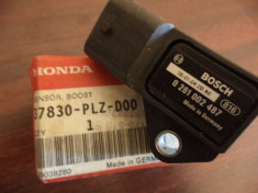 SENZOR PRESIUNE COMB. HONDA CIVIC 2005-ORIGINAL-37830PLZD00 foto