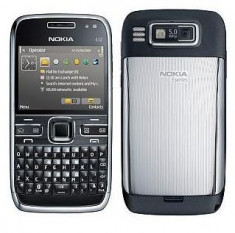 Nokia E72 Produs in Ungaria,stare buna. foto