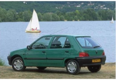 dezmembrez peugeot 106 foto