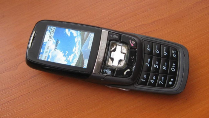 Samsung D600 Telefon Cu Slide Poze Reale Eventual Schimb