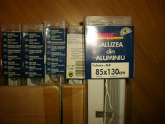 JALUZEA ALIMINU GARDINIA ALB-85X130Cm-lamela 25mm set 6 buc foto