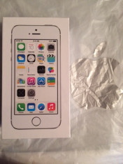 Iphone 5S NOU(sigilat) NEVERLOCKED 16GB Silver cu garantie internationala 2 ani foto