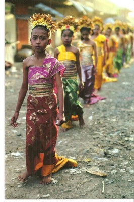 CPI (B3713) INDONEZIA, EDITURA LONELY PLANET PUBLICATIONS, DIM: 17X11 cm foto