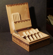 Cutie din lemn pentru tigari realizata manual anii 1960 Bacau foto
