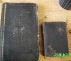 Vand 1 Biblie 1869 + carte de rugaciuni foate veche - 250 Ron !!! foto