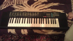 vand sau schimb orga yamaha psr 110 ca noua, stare excelenta cu calculator PC foto