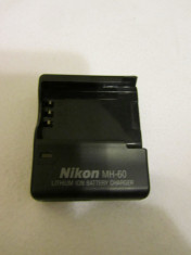 Vand incarcator original Nikon MH-60 pentru acumulator EN-EL2 foto