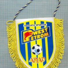 55 New Fanion - ASOCIATIA SPORTIVA WEST PETROM ARAD -fotbal -starea care se vede