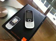 VAND NOKIA 2330 CLASSIC foto