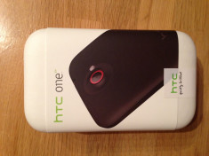 Vand HTC One X+, 64GB, Negru, Nou, Sigilat + Gratuit o husa si o folie originale HTC foto