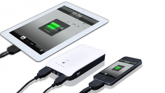 Incarcator portabil si acumulator extern 7500 mAh, cu doua iesiri USB foto mare Incarcator portabil si acumulator extern 7500 mAh, cu doua iesiri USB foto mare