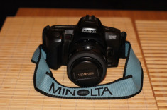 minolta dynax 303si cu obiectiv minolta montura alpha 35-70mm 3.5-4.5, capace fata-spate foto