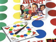 TWISTER joc de societate joc de twister distractiv si hazliu ! foto