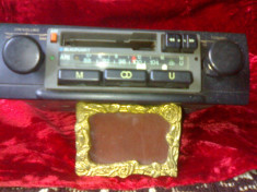 RADIO AUTO DE EPOCA - ANII &amp;#039; 70 - REDUCERE ! foto