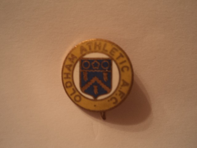 Insigna fotbal OLDHAM ATHLETIC AFC
