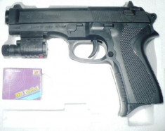 Pistol Airsoft 818B-1 PERFECT LEGAL cu Lanterna si Laser + 1000 Bile SUPER OFERTA foto